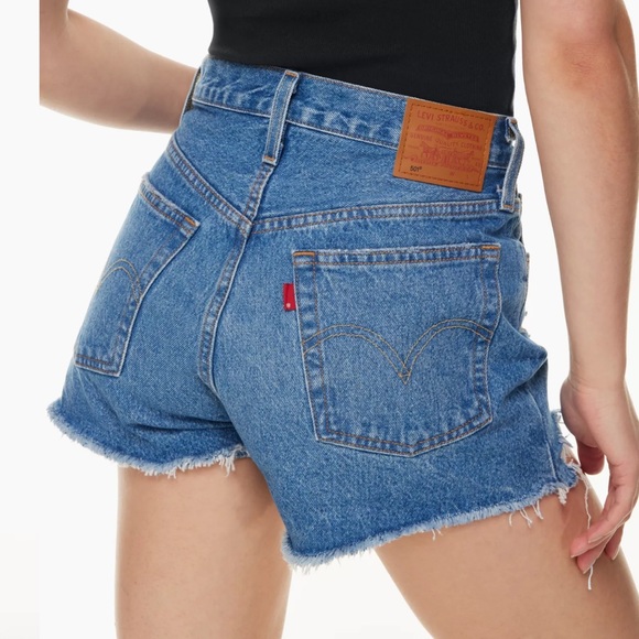 levis 501 Shorts - Picture 2 of 6